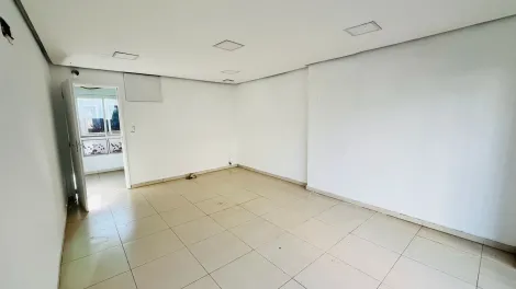 Comprar Comercial padrão / Galpão - Armazém em Ribeirão Preto - Foto 1