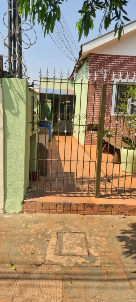 Alugar Casa / Padrão em Ribeirão Preto R$ 850,00 - Foto 1