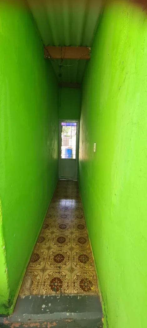 Alugar Casa / Padrão em Ribeirão Preto R$ 850,00 - Foto 8