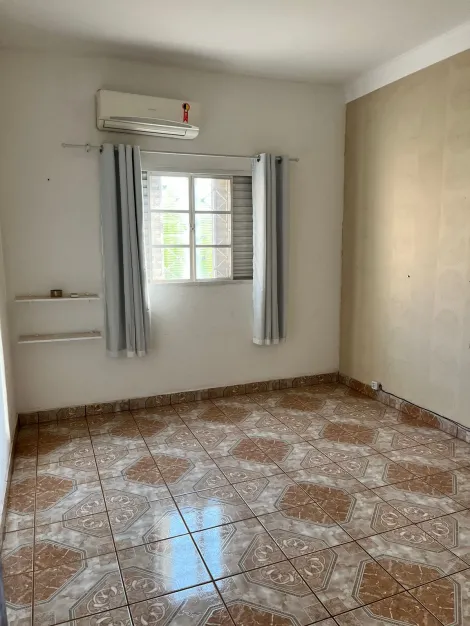 Alugar Casa / Padrão em Ribeirão Preto R$ 1.400,00 - Foto 7