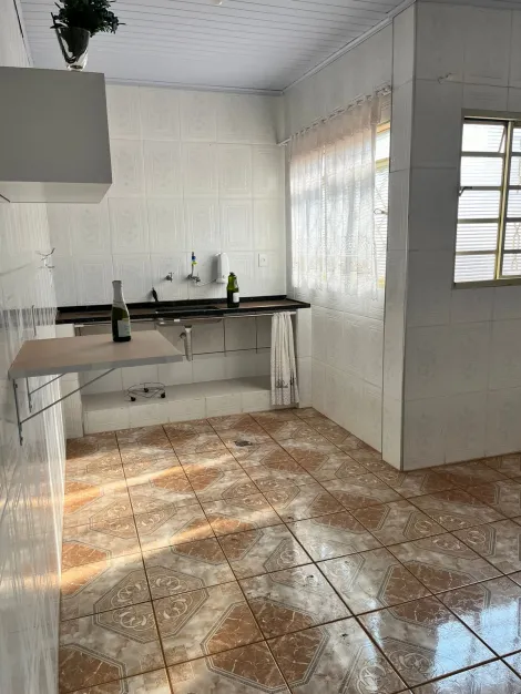 Alugar Casa / Padrão em Ribeirão Preto R$ 1.400,00 - Foto 13