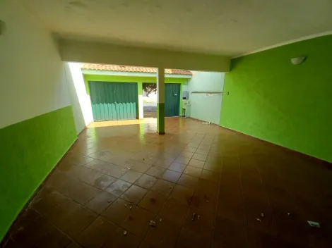 Alugar Casa / Padrão em Ribeirão Preto R$ 1.900,00 - Foto 1