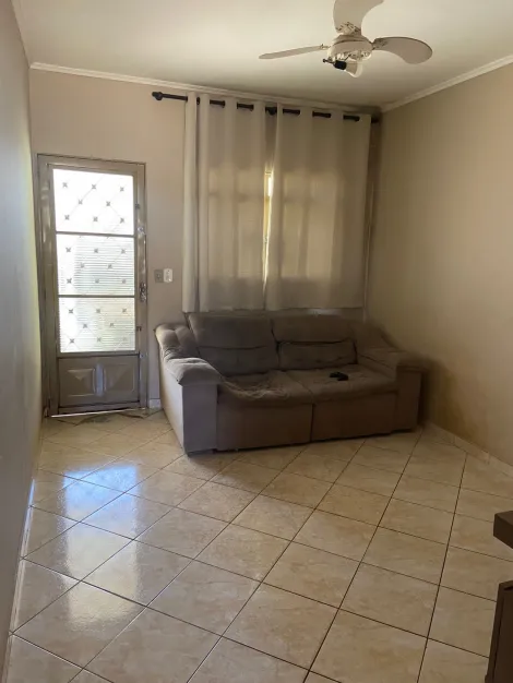 Alugar Casa / Padrão em Ribeirão Preto R$ 1.100,00 - Foto 10