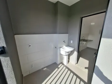 Alugar Apartamento / Padrão em Ribeirão Preto R$ 1.900,00 - Foto 5