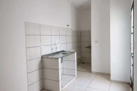 Alugar Casa / Padrão em Ribeirão Preto R$ 650,00 - Foto 14