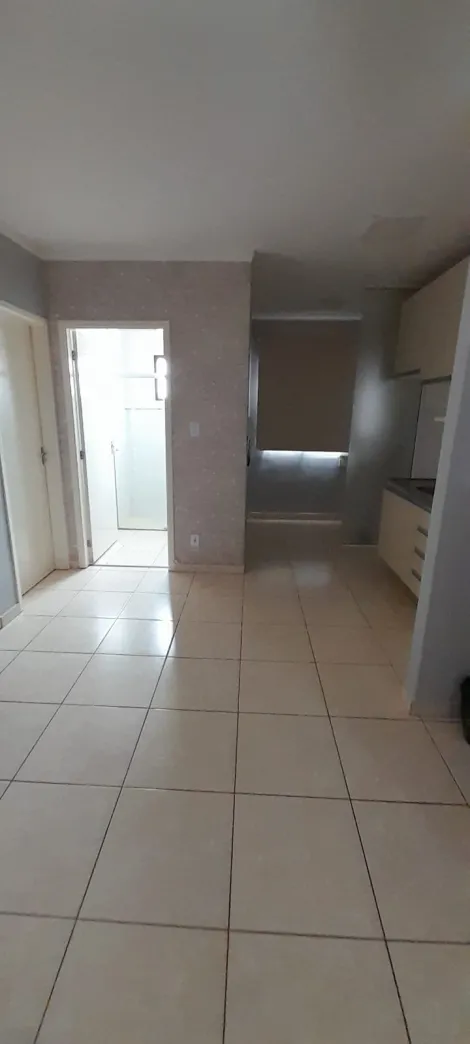 Alugar Apartamento / Padrão em Ribeirão Preto R$ 1.300,00 - Foto 4