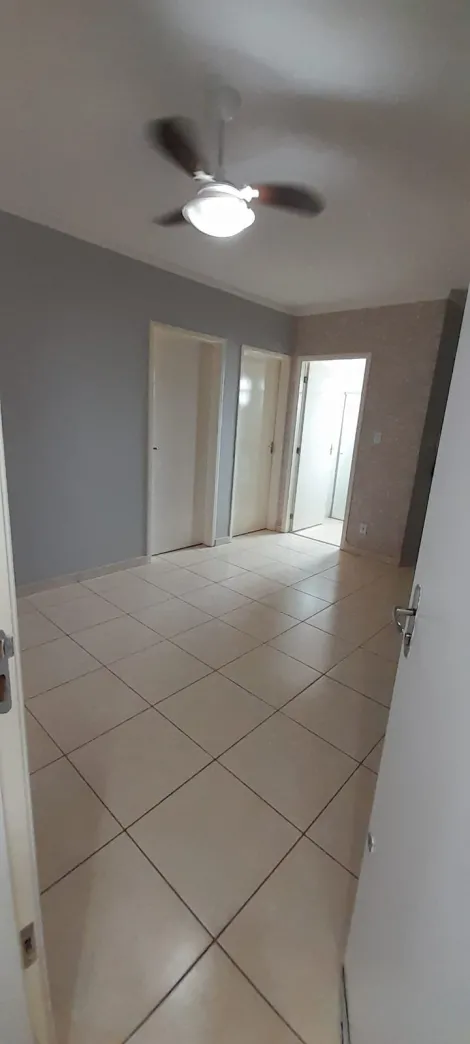 Alugar Apartamento / Padrão em Ribeirão Preto R$ 1.300,00 - Foto 2