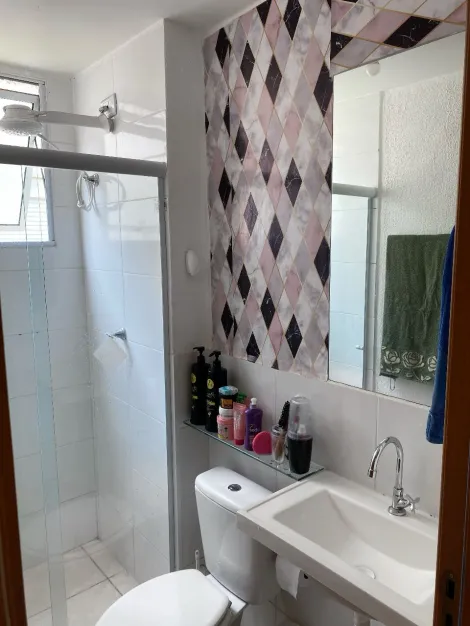 Alugar Apartamento / Padrão em Ribeirão Preto R$ 650,00 - Foto 8