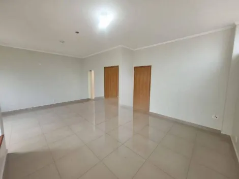 Casa / Padrão em Ribeirão Preto Alugar por R$4.500,00