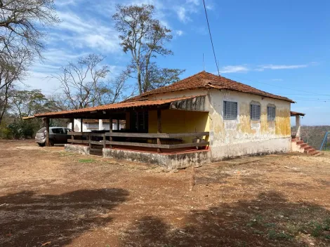 Rural / Fazenda em Serra Azul , Comprar por R$891.000,00