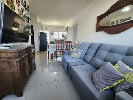 Casa condomínio / Padrão em Brodowski , Comprar por R$219.000,00