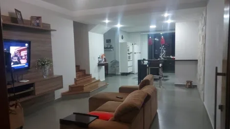 Casa / Padrão em Ribeirão Preto , Comprar por R$585.000,00