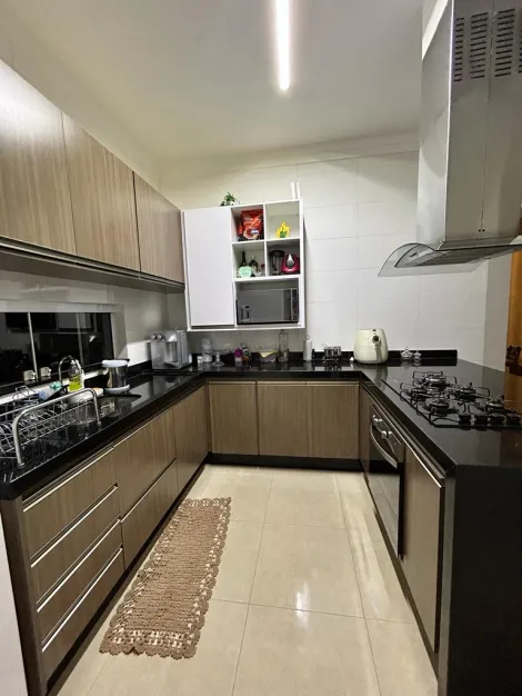 Comprar Casa / Padrão em Sertãozinho R$ 650.000,00 - Foto 6