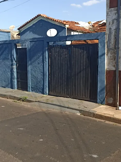 Casa / Padrão em Ribeirão Preto , Comprar por R$140.000,00
