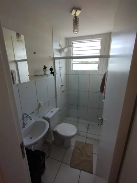 Alugar Apartamento / Padrão em Ribeirão Preto R$ 1.000,00 - Foto 9