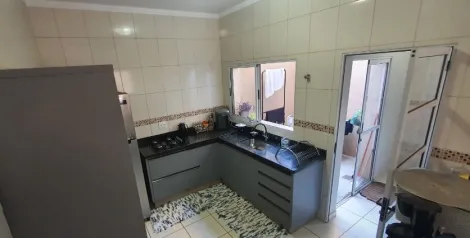 Comprar Apartamento / Padrão em Brodowski R$ 180.000,00 - Foto 3