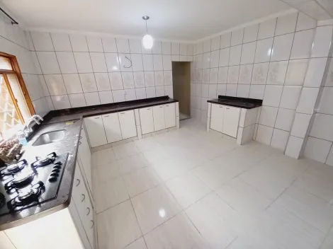 Alugar Casa / Padrão em Ribeirão Preto R$ 1.400,00 - Foto 12