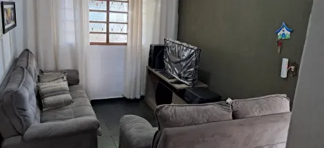 Casa / Padrão em Ribeirão Preto , Comprar por R$190.000,00