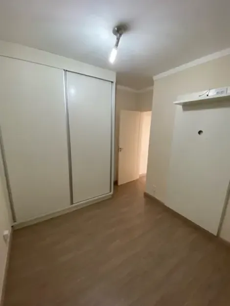 Comprar Apartamento / Padrão em Ribeirão Preto R$ 220.000,00 - Foto 3