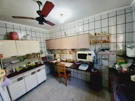 Alugar Casa / Padrão em Ribeirão Preto R$ 1.300,00 - Foto 7