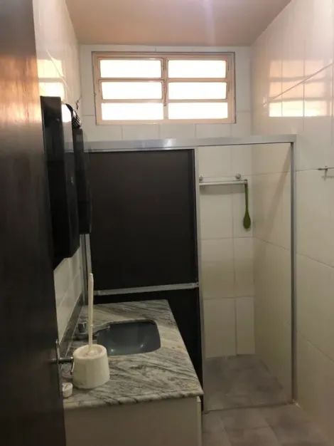 Alugar Casas / Padrão em Ribeirão Preto R$ 1.760,00 - Foto 10