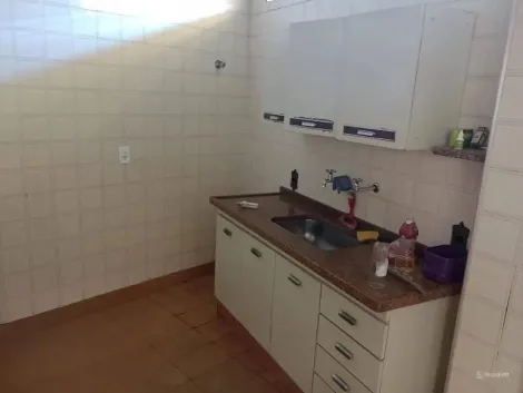 Alugar Casa / Padrão em Ribeirão Preto R$ 1.250,00 - Foto 2