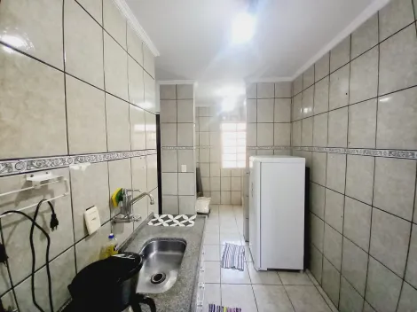 Alugar Apartamento / Padrão em Ribeirão Preto R$ 1.100,00 - Foto 5