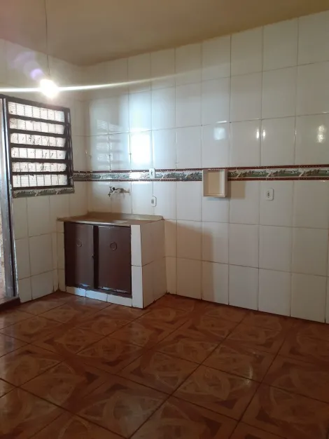 Comprar Casa / Padrão em Sertãozinho R$ 180.000,00 - Foto 6