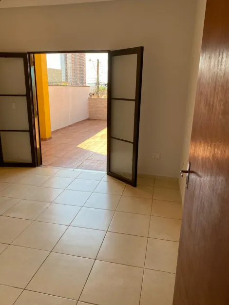 Casa / Sobrado em Ribeirão Preto Alugar por R$2.530,00