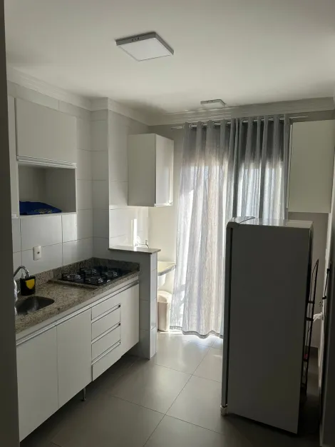 Alugar Apartamento / Padrão em Ribeirão Preto R$ 1.800,00 - Foto 6