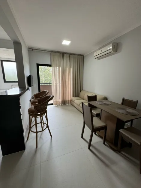 Alugar Apartamento / Padrão em Ribeirão Preto R$ 2.100,00 - Foto 3