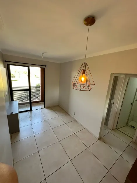 Apartamento / Padrão em Bonfim Paulista 