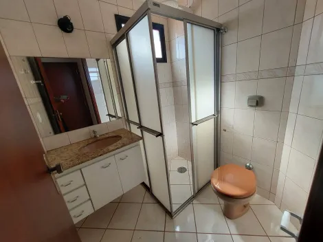 Alugar Apartamento / Padrão em Ribeirão Preto R$ 1.600,00 - Foto 11