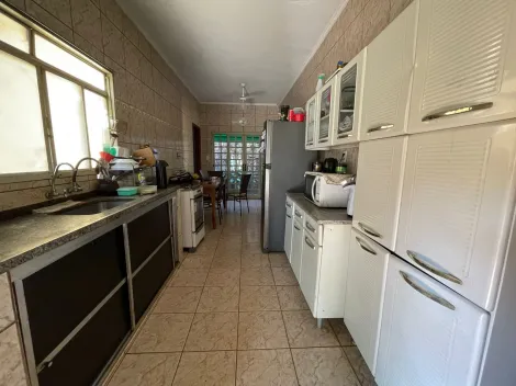 Casa / Padrão em Ribeirão Preto Alugar por R$0,00