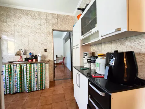 Alugar Casa / Padrão em Ribeirão Preto R$ 1.500,00 - Foto 9