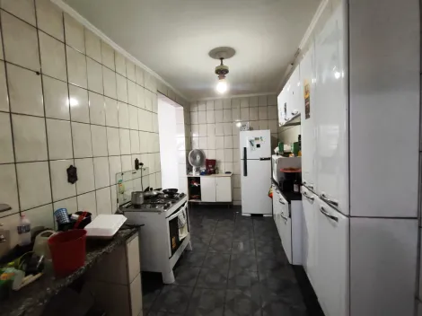 Alugar Casa / Padrão em Ribeirão Preto R$ 1.500,00 - Foto 13