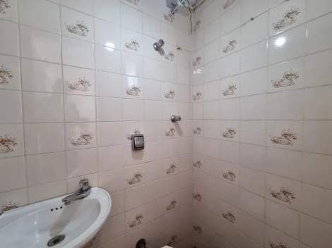 Alugar Apartamento / Padrão em Ribeirão Preto R$ 1.000,00 - Foto 18