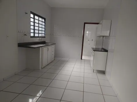 Comprar Casa / Padrão em Santa Rita do Passa Quatro R$ 490.000,00 - Foto 3