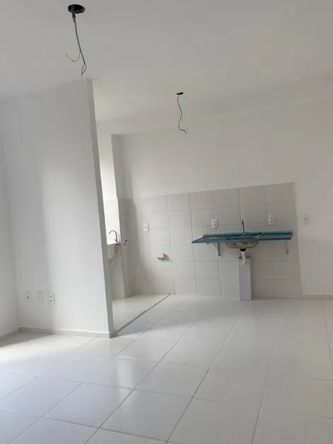 Alugar Apartamento / Padrão em Ribeirão Preto R$ 1.200,00 - Foto 5