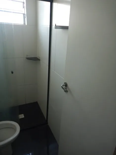 Alugar Apartamento / Padrão em Ribeirão Preto R$ 950,00 - Foto 22