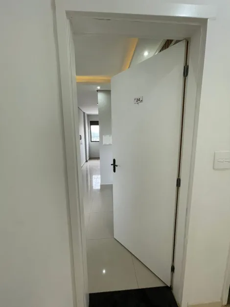 Comprar Apartamento / Padrão em Ribeirão Preto R$ 169.000,00 - Foto 3