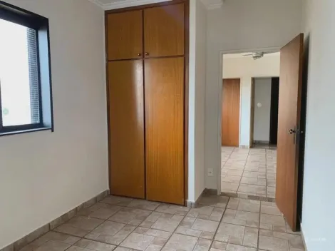 Alugar Casa / Padrão em Ribeirão Preto R$ 2.800,00 - Foto 5