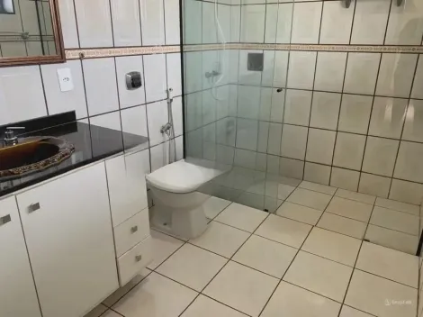 Alugar Casa / Padrão em Ribeirão Preto R$ 2.800,00 - Foto 9