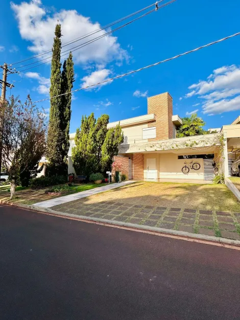 Casa condomínio / Sobrado em Ribeirão Preto 