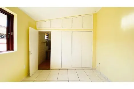 Alugar Casa / Padrão em Ribeirão Preto R$ 2.900,00 - Foto 10