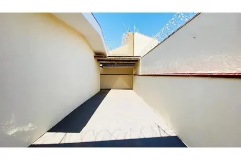 Alugar Casa / Padrão em Ribeirão Preto R$ 2.900,00 - Foto 17