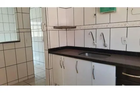 Comprar Casa / Padrão em Ribeirão Preto R$ 415.000,00 - Foto 5