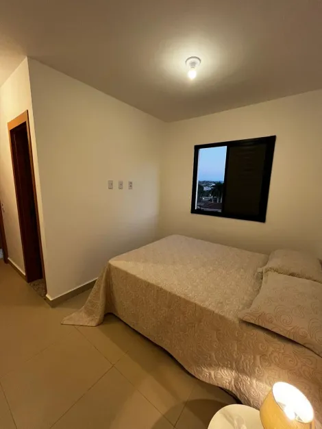 Alugar Apartamento / Padrão em Ribeirão Preto R$ 1.900,00 - Foto 10