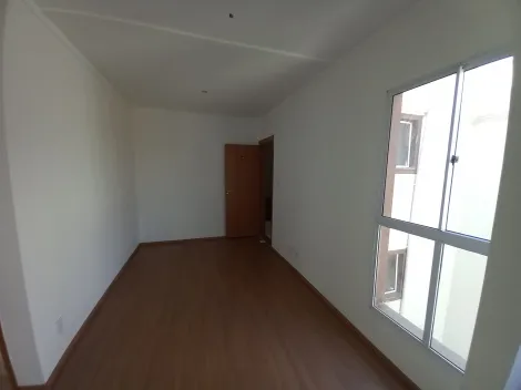 Alugar Apartamento / Padrão em Ribeirão Preto R$ 1.000,00 - Foto 2