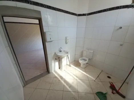 Alugar Comercial padrão / Salão em Ribeirão Preto R$ 850,00 - Foto 3